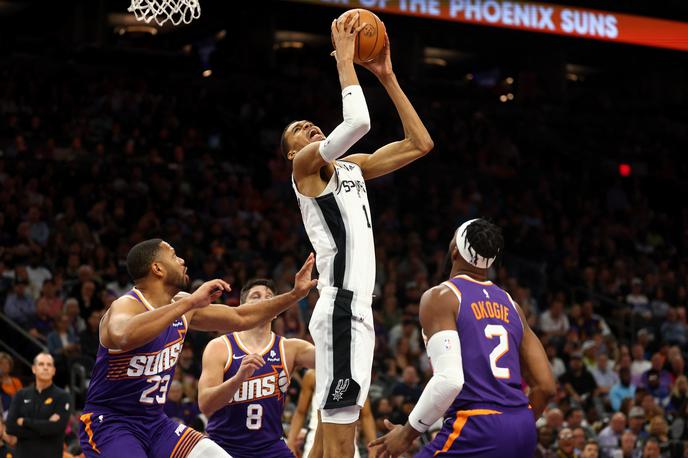 Victor Wembanyama | Victor Wembanyama je ob zmagi San Antonio Spurs prispeval 38 točk, kar je njegov rekord v NBA. | Foto Reuters