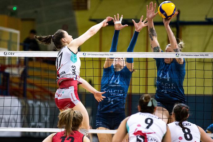 Calcit Volley Nova KBM Branik 3. tekma finala DP | Kamničanke bodo igrale kvalifkacije za ligo prvakov, Mariborčanke pa pokal CEV. | Foto Matic Klanšek Velej/Sportida