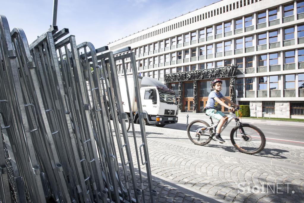 Priprave na shod kolesarjev v Ljubljani.