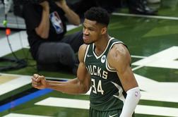 Milwaukee na krilih Antetokounmpa do prve finalne zmage