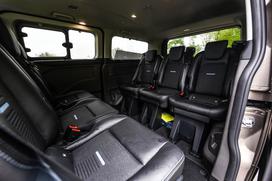 Ford tourneo custom active