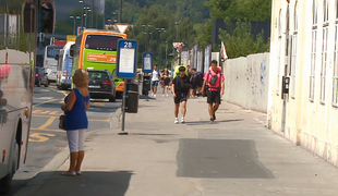 Mini preboj? Ljubljanska avtobusna postaja naj bi dobila nadstreške.