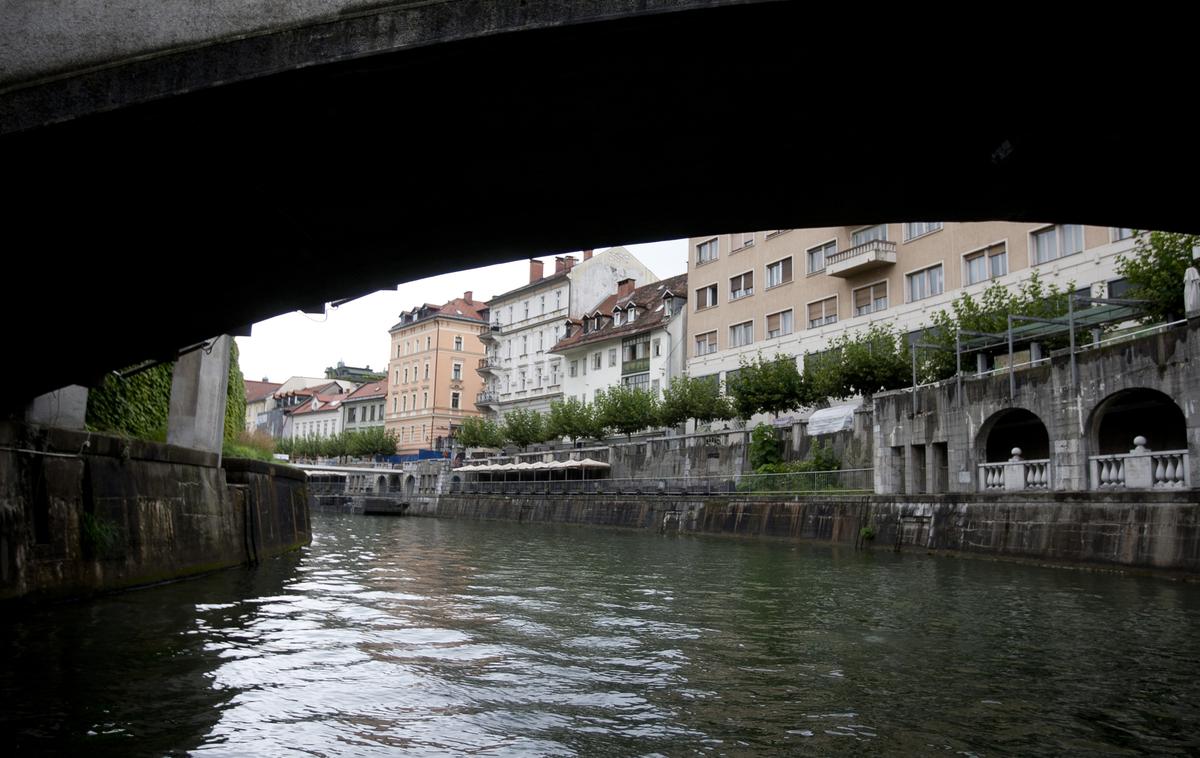 Ljubljanica | Padec v Ljubljanico je bil za občana usoden. | Foto Ana Kovač