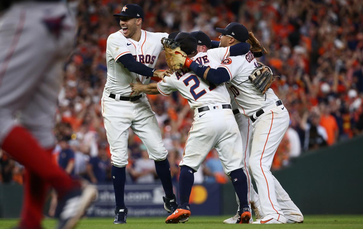 Houston Astros | Houston Astros se bodo za naslov prvaka pomerili z Atlanta Braves. | Foto Guliverimage