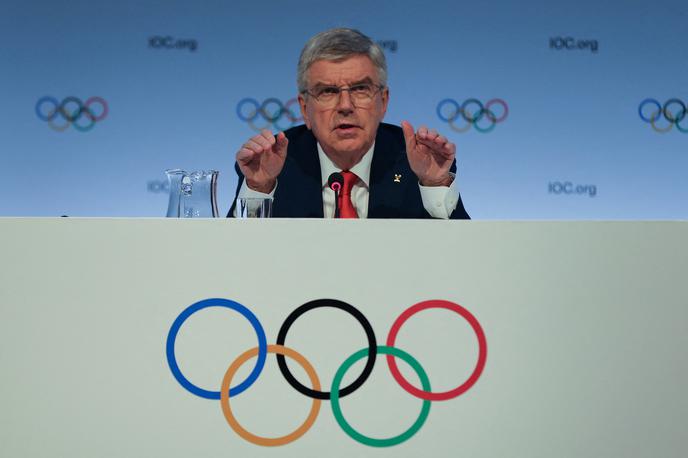 Thomas Bach, MOK | "To je zelo kompleksna tematika. Potrebujemo čas, da bomo lahko oblikovali primerne ukrepe," je danes v Mumbaju o vse večjem vplivu podnebnih sprememb pri organizaciji zimskih olimpijskih iger dejal predsednik MOK Thomas Bach. | Foto Reuters