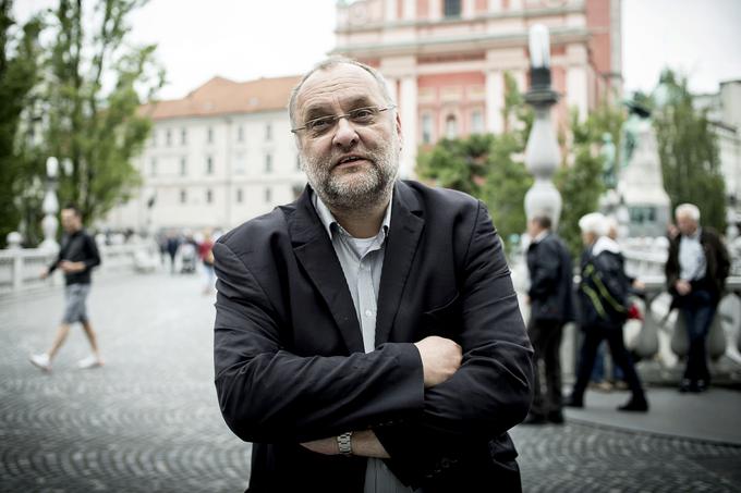 Kot poudarja Reinhard Krause, je pomembno, da ljudje, ki gledajo fotografije trpljenja oz. begunske krize, ne pozabijo, da gre za vprašanje človečnosti. | Foto: 