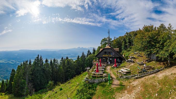 Koča na Dobrči. | Foto: Matic Klanšek Velej/Sportida