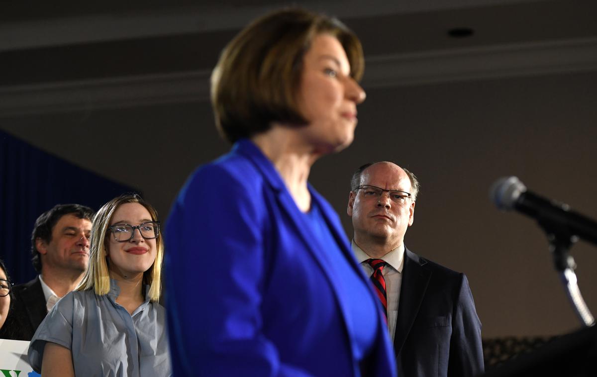 Amy Klobuchar John Bessler | Mož senatorke slovenskega rodu Amy Klobuchar je okužen z novim koronavirusom. | Foto Reuters