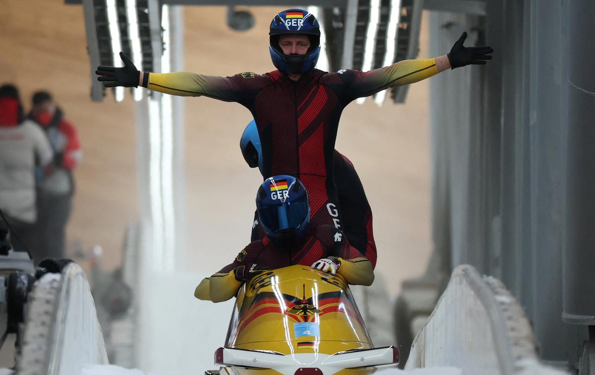 Francesco Friedrich bob | Nemci so olimpijski prvaki v bobu štirisedu. Francesco Friedrich je postal prvi pilot v zgodovini olimpijskih iger, ki mu je uspelo ubraniti dvojček s prejšnjih iger . | Foto Guliverimage