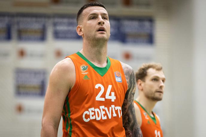 Liga ABA: Krka - Cedevita Olimpija, Alen Omić | Olimpija je v Franciji doživela poraz z 69:76. | Foto Vid Ponikvar