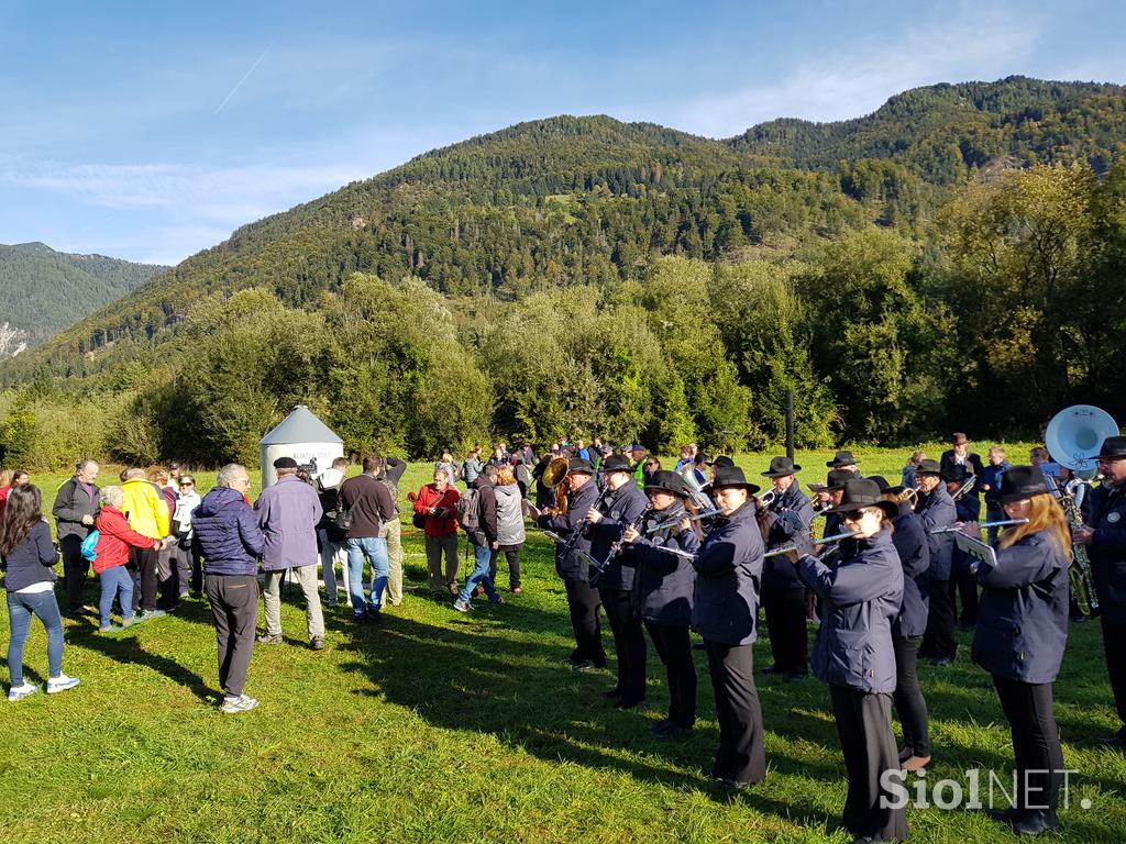 Aljažev stolp nazaj na Triglav