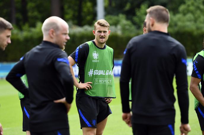 Matthijs De Ligt | Matthijs De Ligt že trenira s tulipani, a ne bo kandidiral za tekmo z Ukrajino. | Foto Reuters