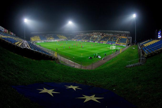 Če bi bile drugačne okoliščine in nogometni svet ne bi trpel posledic zaradi novega koronavirusa, bi bil stadion v knežjem mestu v sredo morda poln do zadnjega mesta. | Foto: Vid Ponikvar