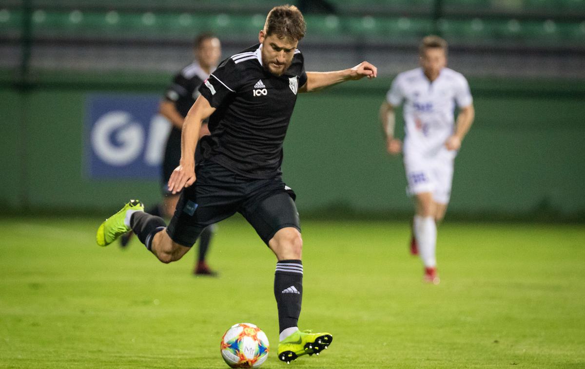 Nik Lorbek | Nik Lorbek znova v dresu Mure. | Foto Blaž Weindorfer/Sportida