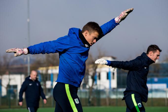 O pripravah nogometašev Olimpije je, v skladu s skopim ljubljanskim komuniciranjem z javnostjo, zelo malo informacij. | Foto: Vid Ponikvar