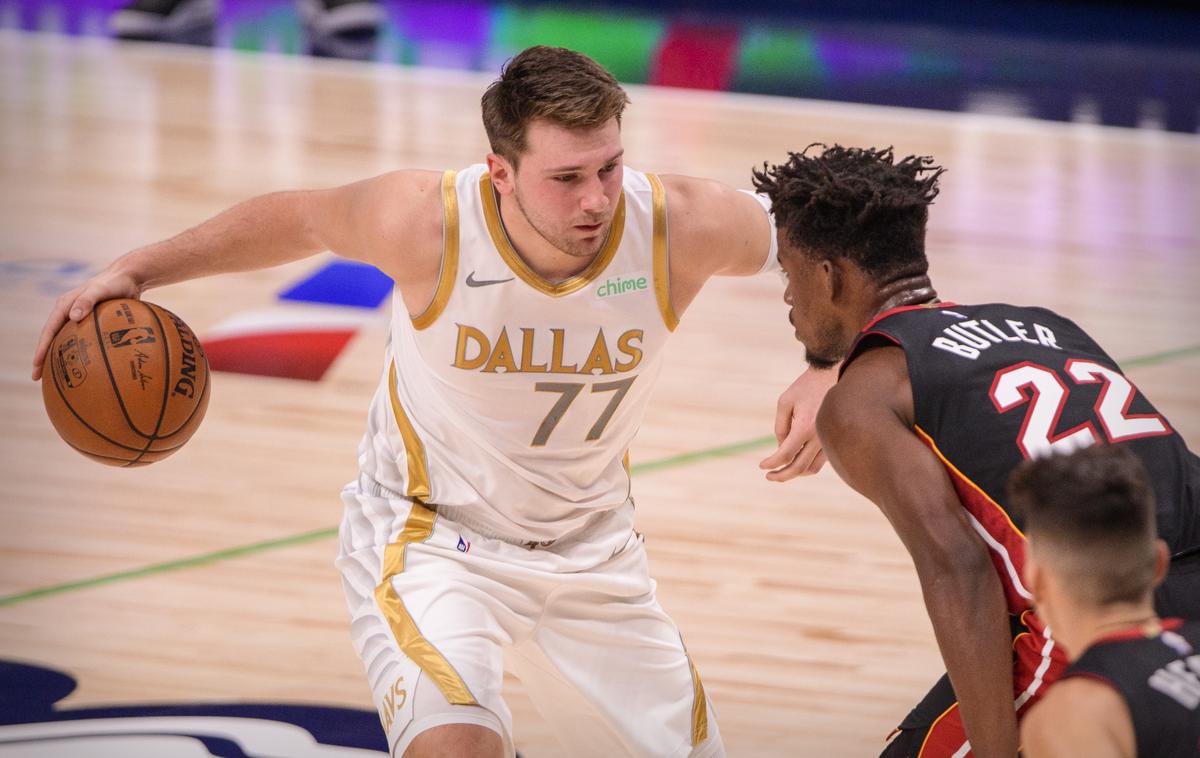 Luka Dončić | Luka Dončić je prišel do prve zmage v karieri proti Miami Heat. | Foto Reuters