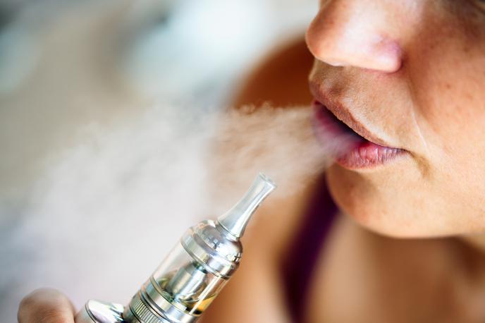 vape elektronske cigarete | V Sloveniji vsak dan zaradi bolezni, povezanih s kajenjem, umre deset ljudi, kar pomeni 3.600 na leto. | Foto Getty Images