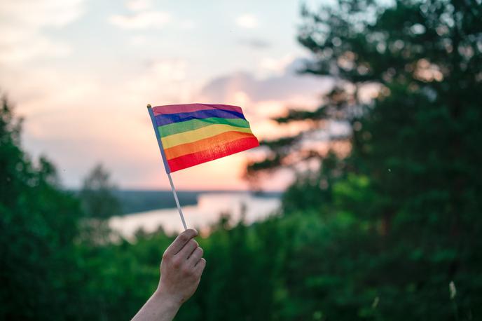 Homoseksualnost, LGBT | "Zakon o boju proti prostituciji in homoseksualnosti" prepoveduje istospolne odnose ob zagroženi najmanj desetletni do 15-letni zaporni kazni. | Foto Shutterstock