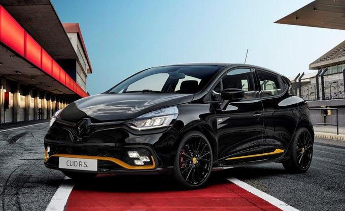 Zdajšnji renault clio je na koncu svojega življenjskega ciklusa in športna različica RS 18 je ena njegovih zadnjih izvedb. | Foto: Renault