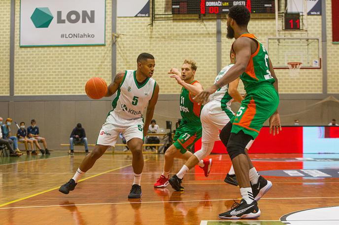 KK Krka : KK Cedevita Olimpija, superpokal | Krka je na domačem parketu vzela mero Partizanu. | Foto Urban Meglič/Sportida