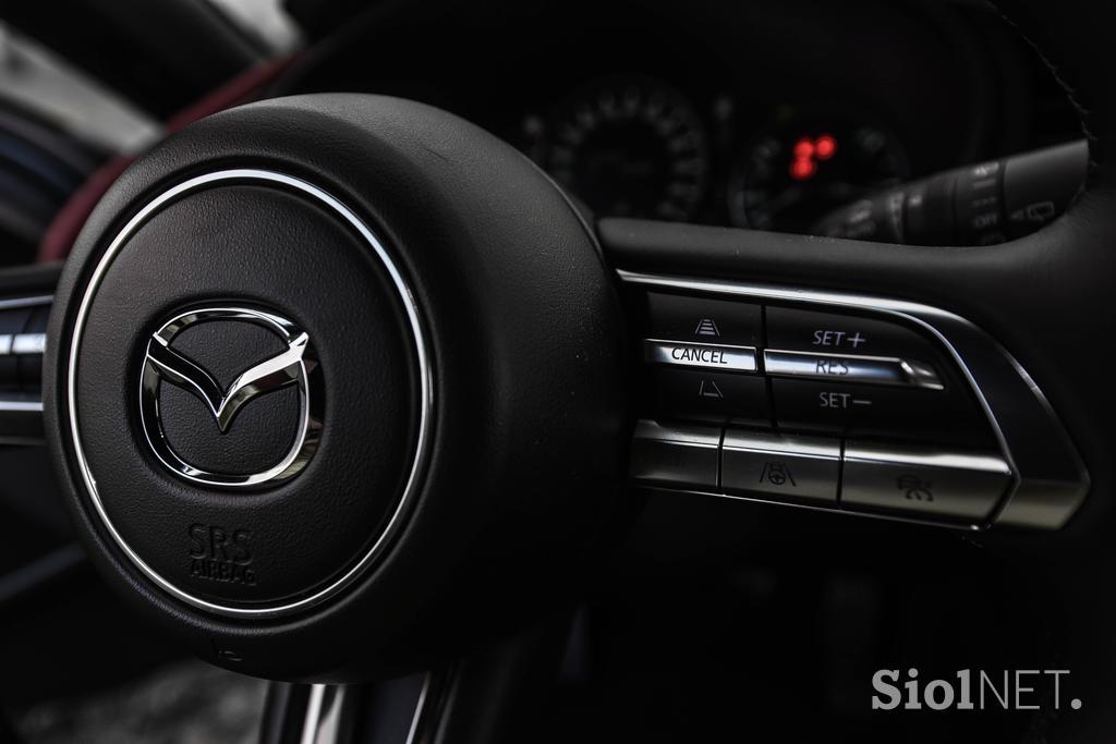 Mazda 3 in mazda CX-30