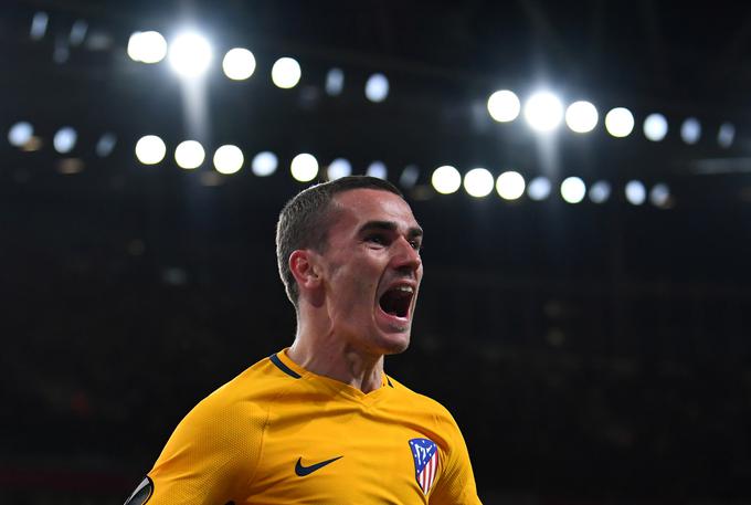 Največji zvezdnik Atletica Antoine Griezmann se že nekaj časa spogleduje z Barcelono. | Foto: Reuters