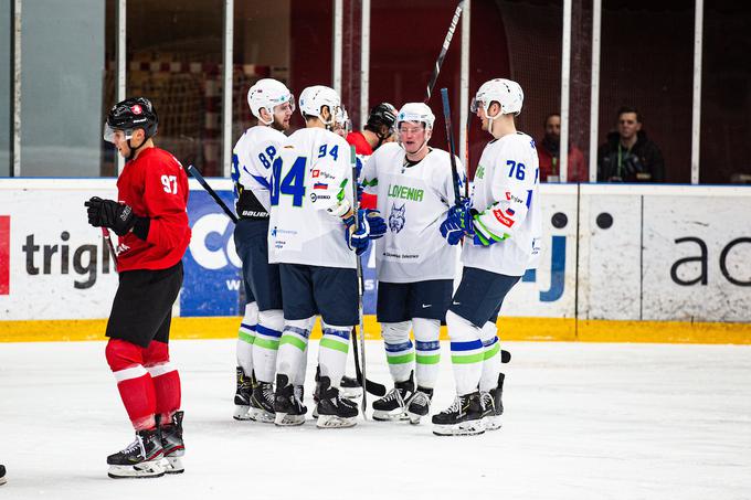 Slovenska hokejska reprezentanca bi morala pred SP dve tekmi odigrati s klubom iz dežele tisočerih jezer, a so srečanji odpovedali. | Foto: Peter Podobnik/Sportida