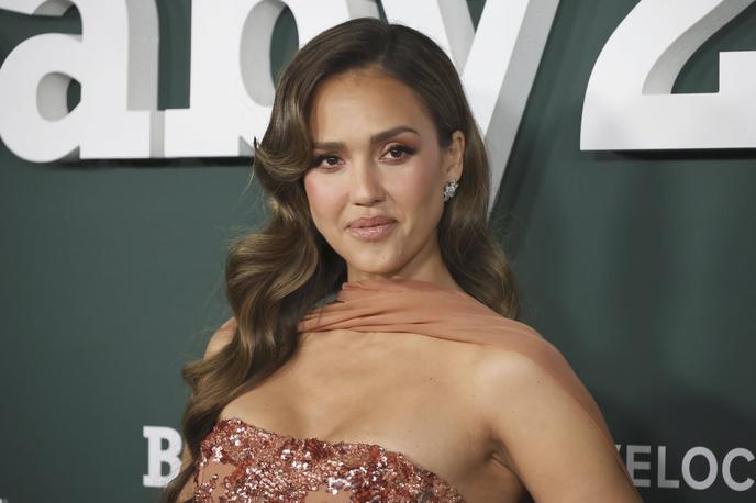 Jessica Alba | Slavna igralka si je v Mehiki privoščila oddih v družbi sina. | Foto Guliverimage