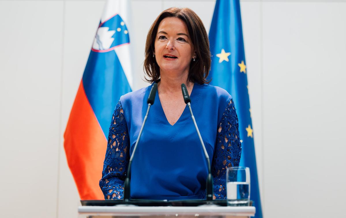 Tanja Fajon | Ministrstvo zavrača interpretacije zgodovine, ki obujajo sovraštvo in strah ter pozabljajo na grozote fašističnega režima, ki jih je občutil slovenski narod. | Foto MInistrstvo za zunanje in evropske zadeve