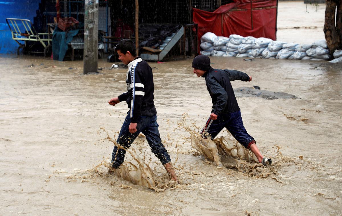 Afganistan | Od sredine aprila so poplave v Afganistanu terjale okoli sto življenj. | Foto Reuters