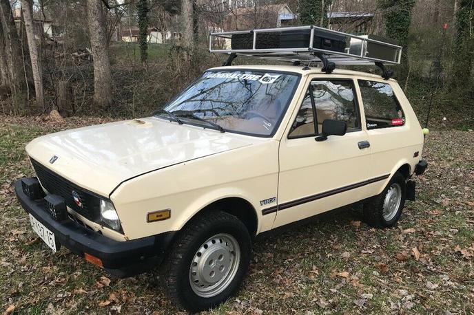 zastava yugo | Zastava yugo iz ZDA je letnik 1988. Zastava je tja v osemdesetih letih izvozila okrog 140 tisoč yugov. | Foto eBay