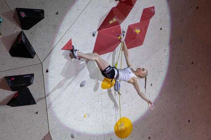 Janja Garnbret | Janja Garnbret je 30-obletnico samostojne Slovenije pospremila z zmago na tekmi v težavnostnem plezanju v Innsbrucku. | Foto KVOE/Aufschnaiter