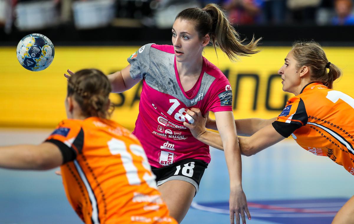 Nina Zulić | Krimovke so na Češkem vknjižile pomembno zmago in naredile velik korak k napredovanju v glavni del tekmovanja. | Foto Matic Klanšek Velej/Sportida