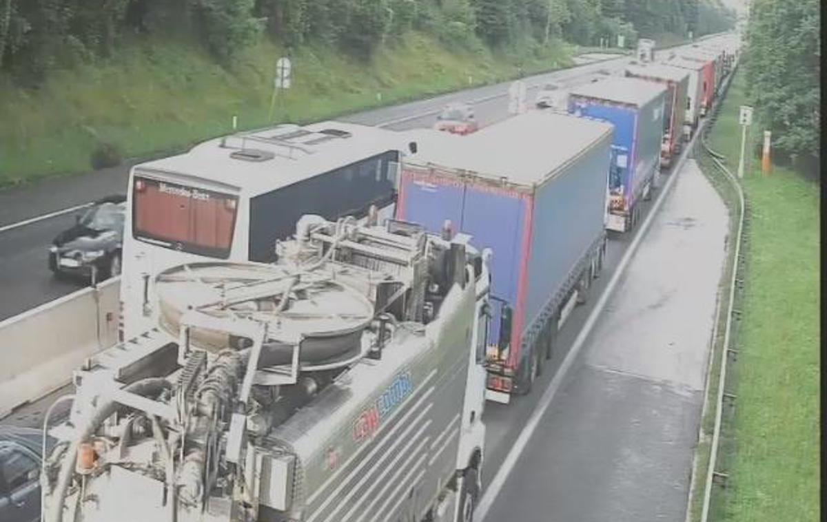 štajerska avtocesta | Na delu štajerske avtoceste je zaradi nesreče nastal daljši zastoj.  | Foto DARS