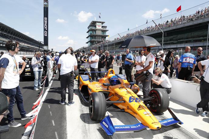 Fernando Alonso Indianapolis | Fernando Alonso se ni uvrstil med 30 najboljših in neposredno na dirko. | Foto Reuters