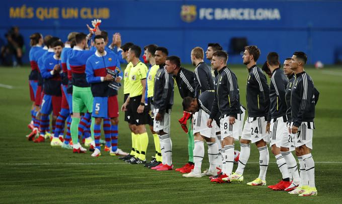 Cristiano Ronaldo in njegovi zvezdniški soigralci, med katerimi ne manjka reprezentantov Italije, so doživeli prepričljiv poraz. | Foto: Reuters