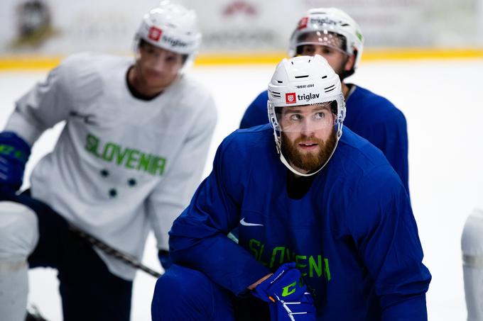 Prihodnji teden bo namenjen reprezentanci, v katero so vpoklicani Olimpijina deveterica, pa tudi oba slovenska napadalca Beljaka Robert Sabolič in Blaž Tomaževič. | Foto: www.alesfevzer.com