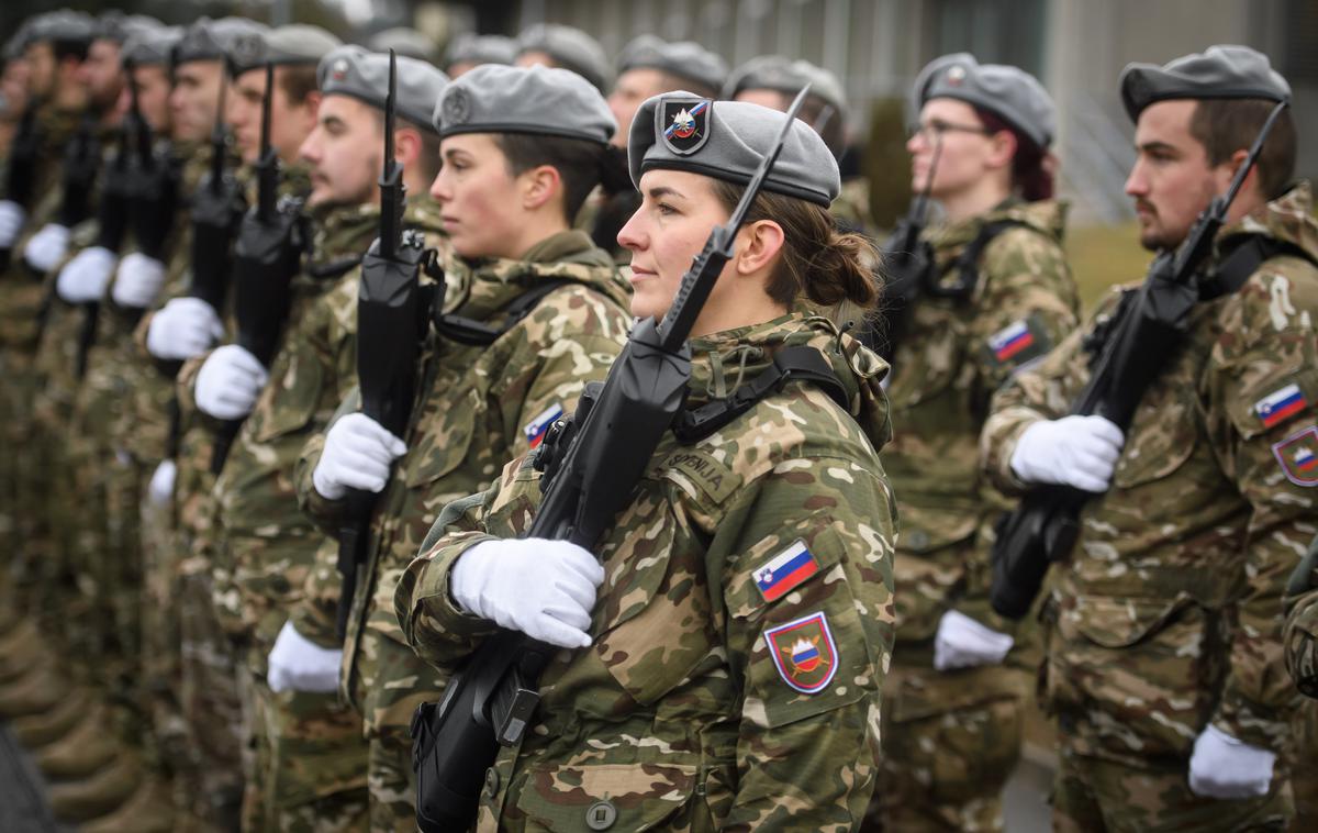 Slovenska vojska | Resolucija predvideva večje naložbe v Slovensko vojsko. | Foto STA