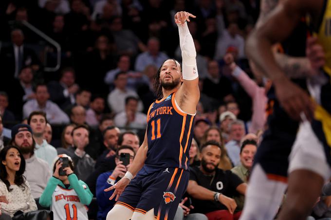 Jalen Brunson je bil s 40 točkami nerešljiva uganka za obrambo Indiane. | Foto: Reuters