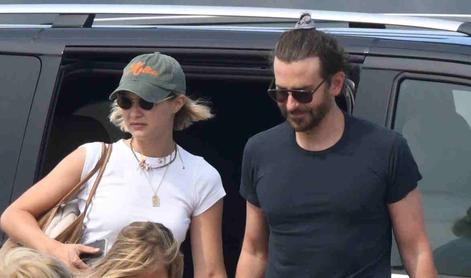 Bradley Cooper in Gigi Hadid s poljubom potrdila, da sta par #foto