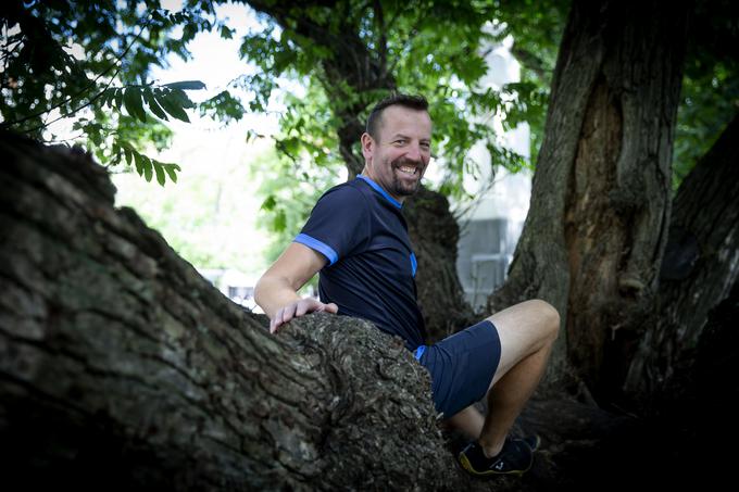 Marko Roblek ogled oddaje priporoča vsem, "saj bodo zanimive za vse, ki o teku še razmišljajo, pa ne vedo, kako se ga lotiti, tudi tekaškim veteranom in maratoncem, ki se bodo naučili stvari, ki so jih do zdaj morda zgrešili ali pa jim niso posvečali pozornosti". | Foto: Foto: Ana Kovač