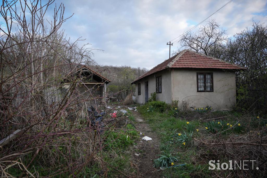 Iskanje deklice Danke, Srbija