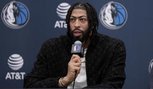 Paradoks v Dallasu. Anthony Davis pred vrnitvijo, a niso vsi zadovoljni.