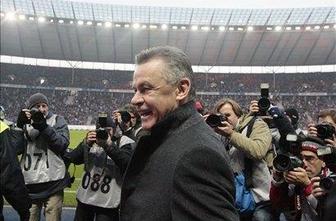 Hitzfeld v Bayernu le do junija