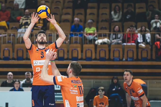 Odbojkarji ACH Volleyja se bodo v finalu pokala pomerili s Kamničani.  | Foto: Grega Valančič/Sportida