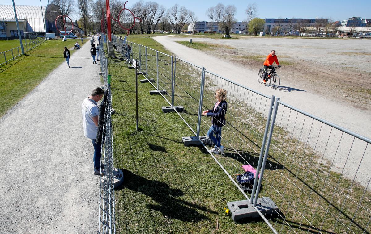 Kreuzlingen in Konstanz | Mesti Kreuzlingen in Konstanz po novem ločujeta dve ograji. | Foto Reuters