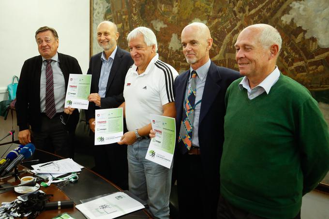 Organizatorji in podporniki 21. Ljubljanskega maratona so navdušeni nad rastjo slovenskega tekaškega praznika. | Foto: Anže Malovrh, STA