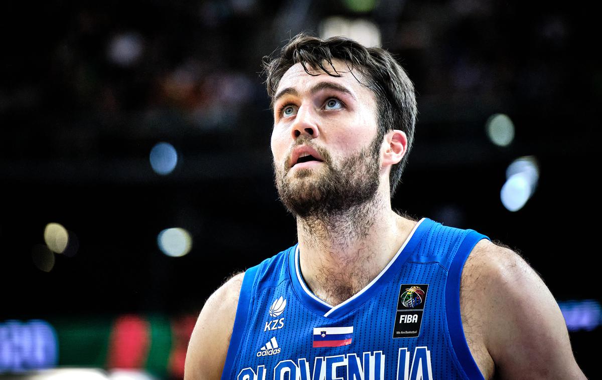 Slovenija : Litva, kvalifikacije za olimpijske igre, Mike Tobey | Mike Tobey bo po OI in poškodbi znova oblekel slovenski dres. | Foto Hendrik Osula/FIBA