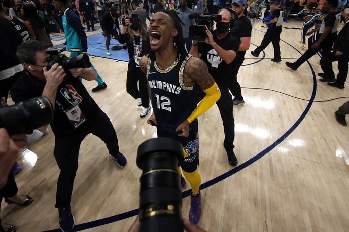 Ja Morant | Ja Morant si je po izjemni predstavi in zmagi nad Golden Statom dal duška. | Foto Reuters