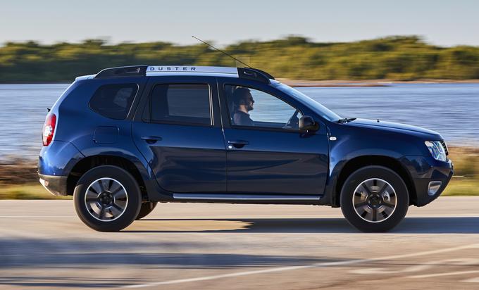 Duster je najbolje prodajana dacia v Sloveniji. Prihodnje leto bo na voljo tudi s samodejnim dvosklopčnim menjalnikom EDC, ki ga bo mogoče dobiti le pri dvokolesno gnanem dusterju. | Foto: Dacia